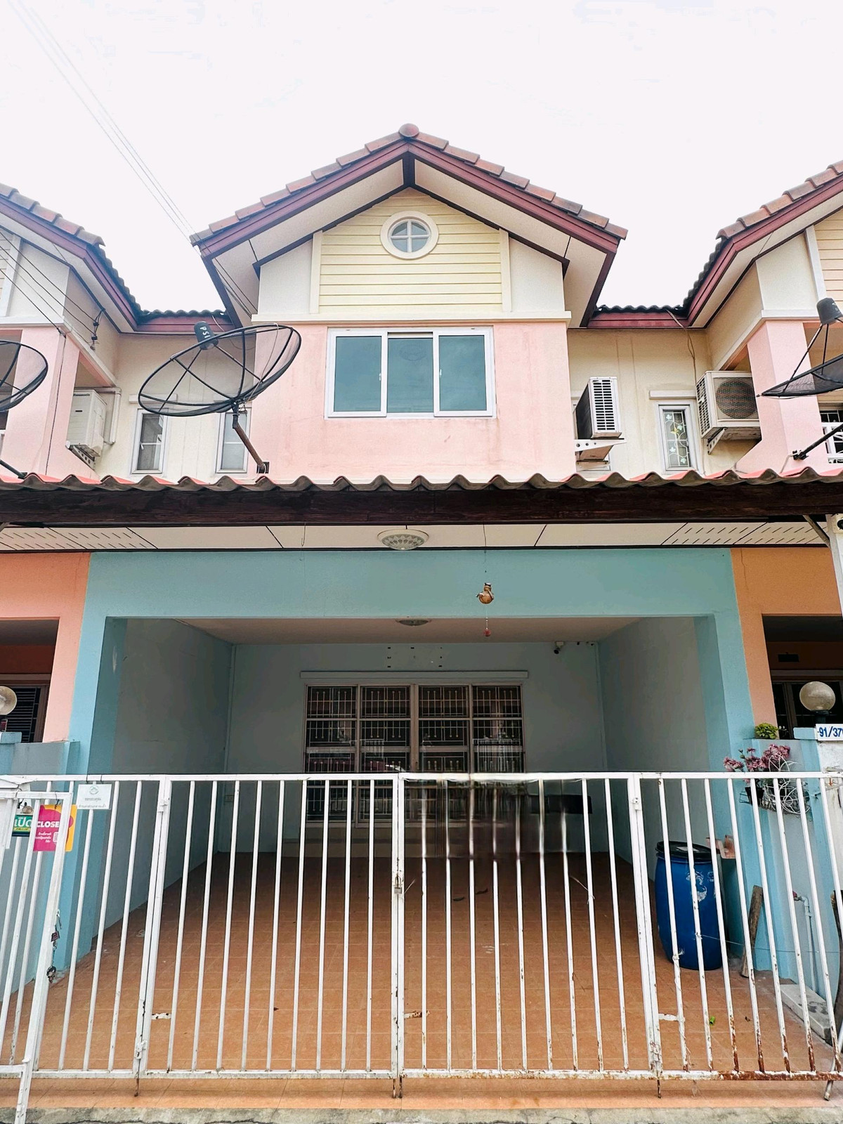 For SaleTownhomeNawamin, Ramindra : Townhouse for sale Suetrong-Saimai Village 
 Beautifully decorated house. Fully furnished and electrical appliances Ready to move in
