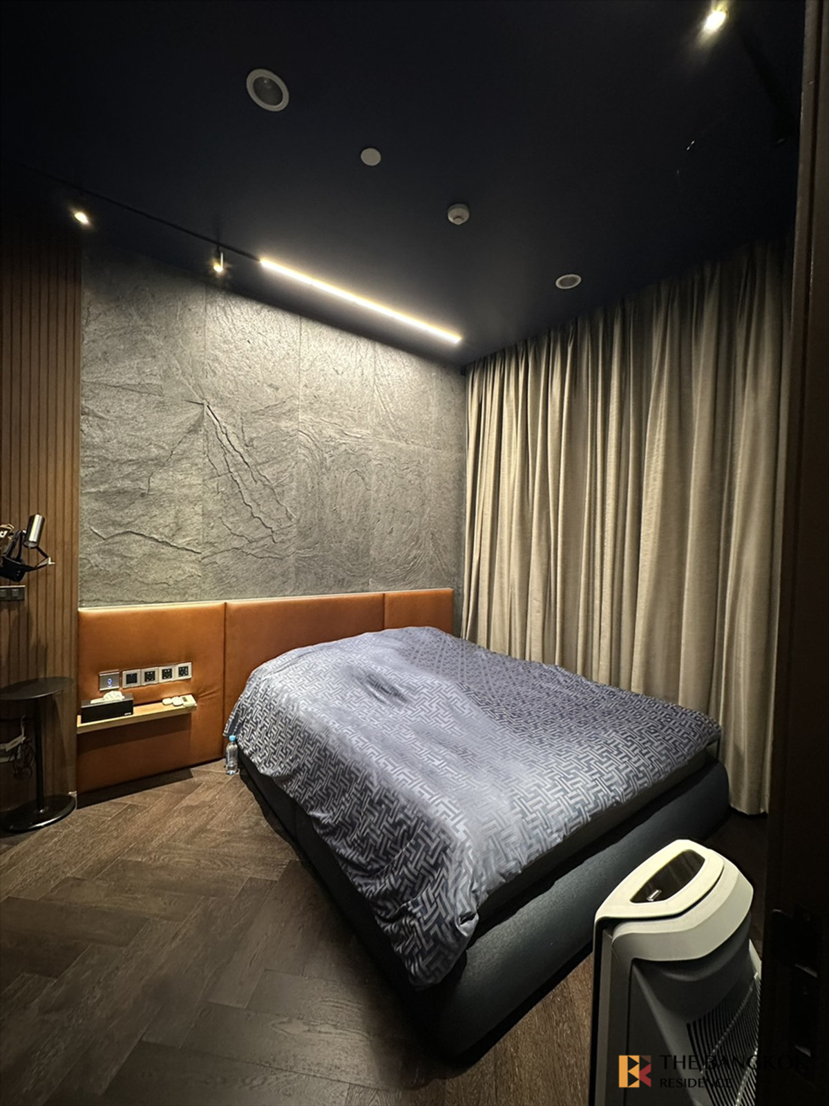 For SaleCondoSukhumvit, Asoke, Thonglor : The Esse Sukhumvit 36, 🌃Luxury Unit with Dark Modern Interior , near Bts ThongLo