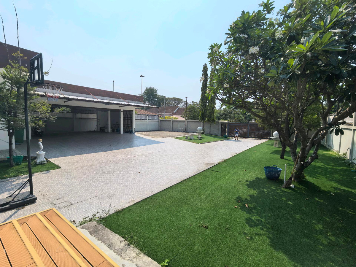 ขายบ้านบางแค เพชรเกษม : ขายบ้าน 2 ชั้น ม.เรืองอนันต์ เพชรเกษม 64 พร้อมที่ดินแปลงใหญ่  ที่ดิน 225 ตร.วา ใกล้สถานี MRTบางแค ใกล้ห้าง ตลาดสด