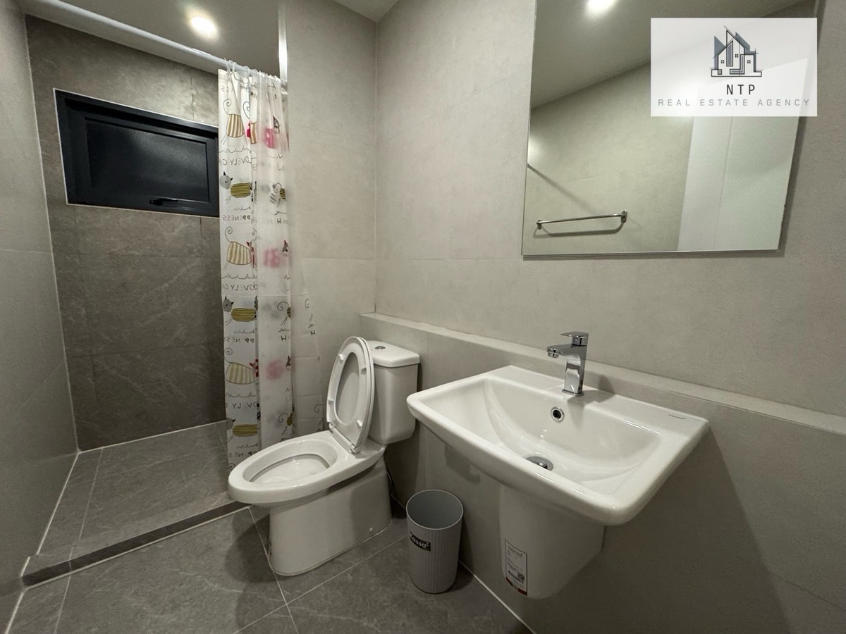 ให้เช่าทาวน์โฮมลาดกระบัง สุวรรณภูมิ : ให้เช่า| For rent Townhome 3 ชั้น 📍 𝐏𝐥𝐞𝐱 𝐎𝐧𝐧𝐮𝐭-𝐖𝐨𝐧𝐠𝐰𝐚𝐞𝐧 ใกล้เมกาบางนา เดินทางไปสุวรรณภูมิเพียง 10 นาที หน้าหมู่บ้านมี Community Mall 🏡🌲 