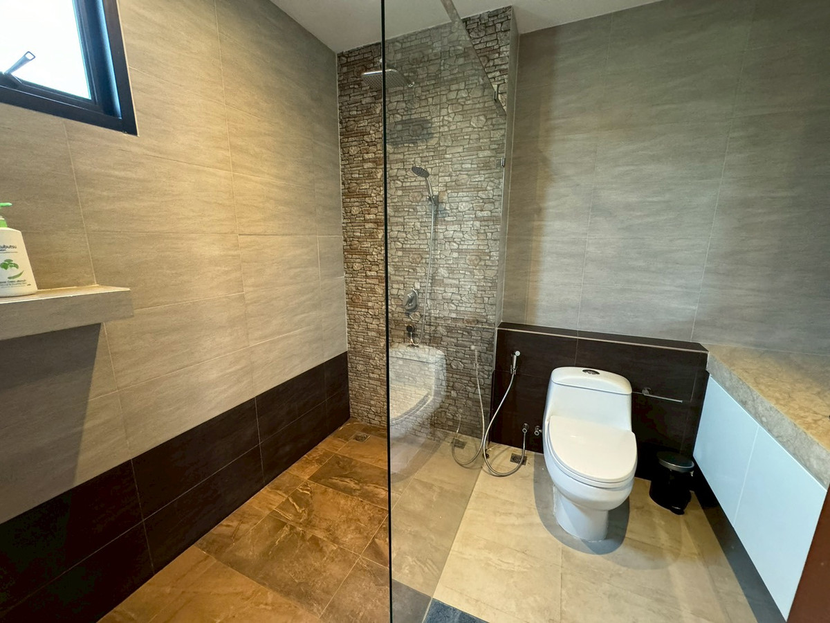 For RentHouseSukhumvit, Asoke, Thonglor : Single house with private pool, 4 bedrooms - Phrom Phong ** NO CO-AGENT **