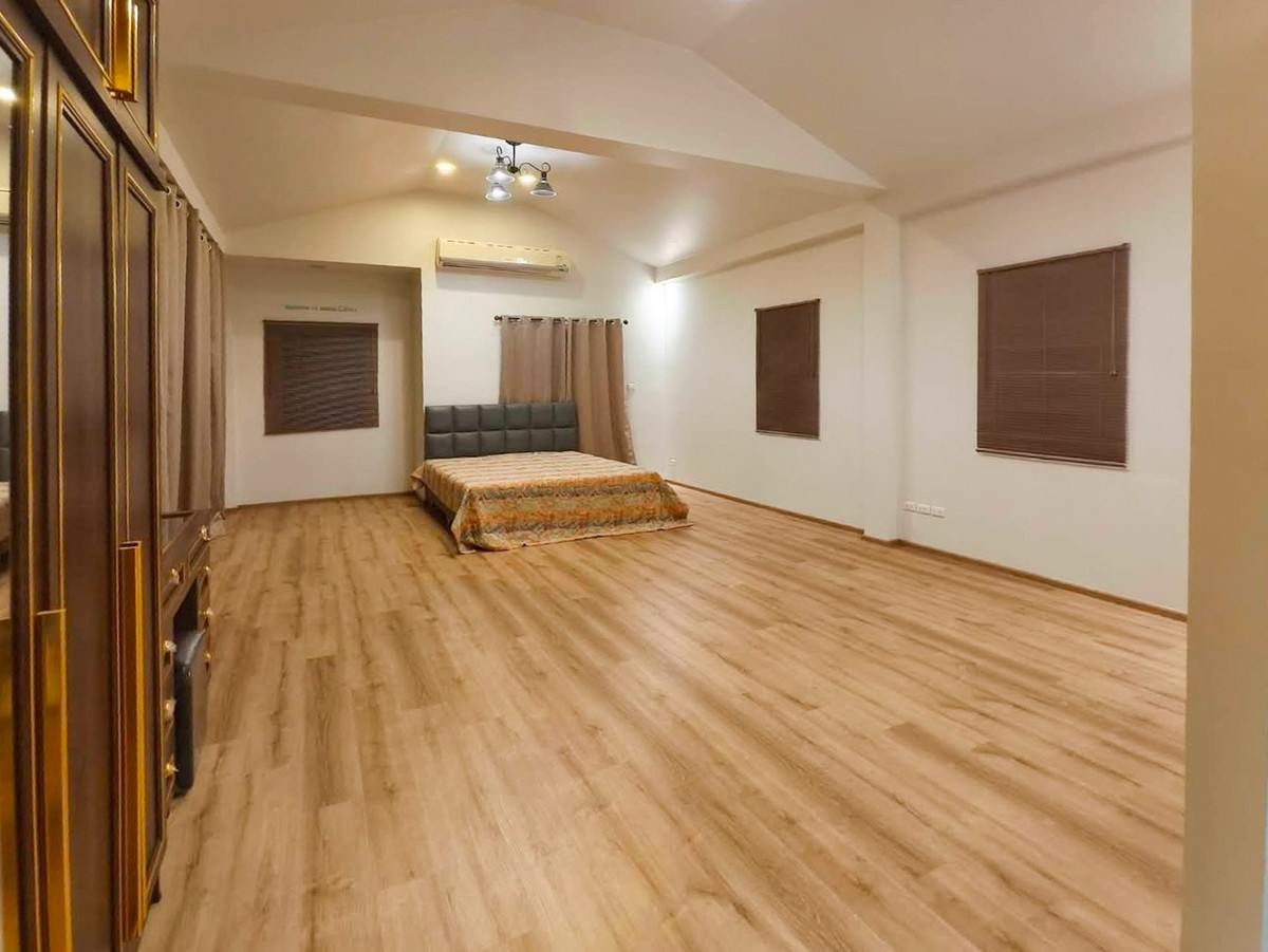 ขายบ้านพัฒนาการ ศรีนครินทร์ : บ้านเดี่ยวขายพร้อมผู้เช่า ใกล้รถไฟฟ้า YL ศรีกรีฑา เชื่อมต่อได้ทั้ง ศรีนครินทร์-พัฒนาการ-พระราม 9 🚃