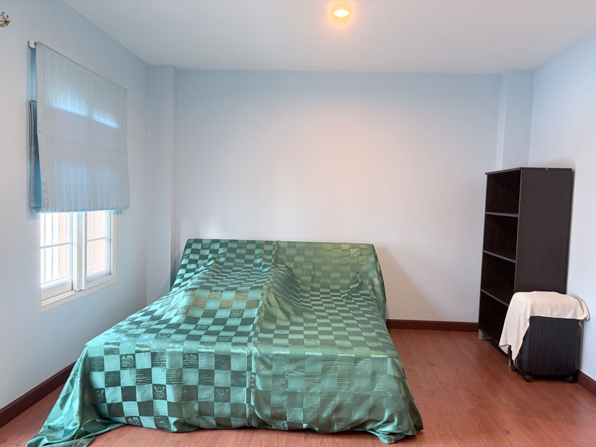 For RentTownhomeThaphra, Talat Phlu, Wutthakat : ⚡ For rent, 3-story townhome, Urban Sathorn, near MRT, size 37.60 sq m. ⚡