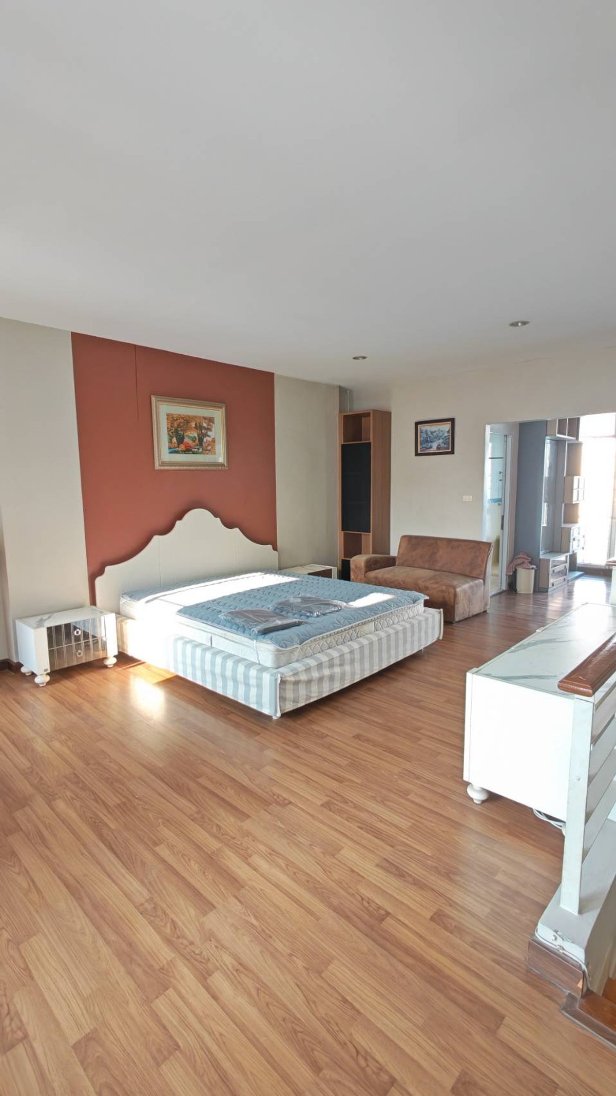 For RentTownhomePattanakan, Srinakarin : For Rent: 3-Storey Townhome at Baan Klang Muang The Royal Monaco Srinakarin – Pattanakarn Spacious Modern Townhome in a Prime Location, Ready to Move In