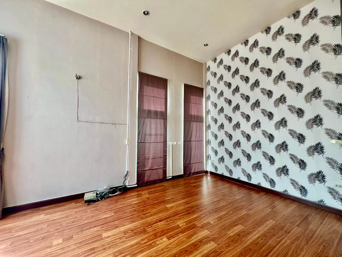 ให้เช่าบ้านลาดพร้าว เซ็นทรัลลาดพร้าว : ให้เช่า บ้านเดี่ยวหลังมุม สไตล์โฮมออฟฟิศ | วิภาวดี 20 | ทำเลใจกลางเมือง เหมาะอยู่อาศัยหรือทำสำนักงานส่วนตัว