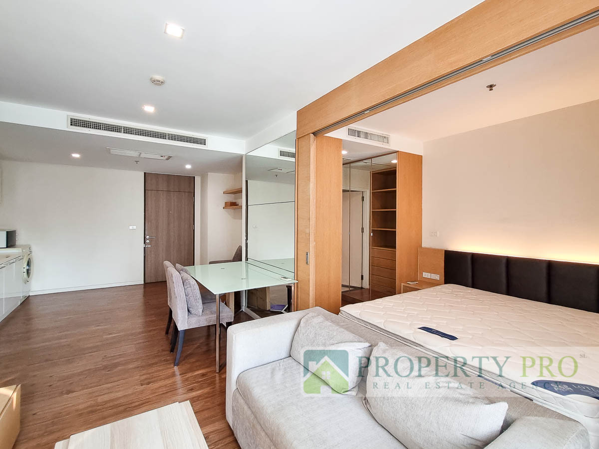 ขายคอนโดสุขุมวิท อโศก ทองหล่อ : ขาย คอนโด Noble Remix สุขุมวิท 36 แบบ 1 ห้องนอน ขนาด 40 ตรม มี Skywalk เชื่อมอาคาร ติด BTS ทองหล่อ เอกมัย พร้อมพงษ์ พระราม 4 : SL26S-003