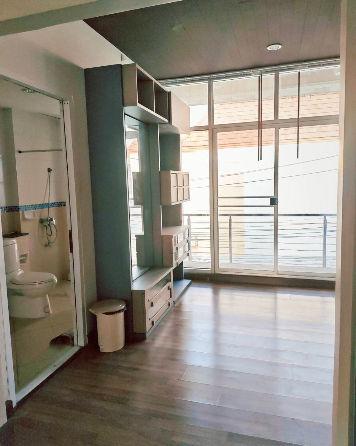 For RentTownhomePattanakan, Srinakarin : For Rent: 3-Storey Townhome at Baan Klang Muang The Royal Monaco Srinakarin – Pattanakarn Spacious Modern Townhome in a Prime Location, Ready to Move In