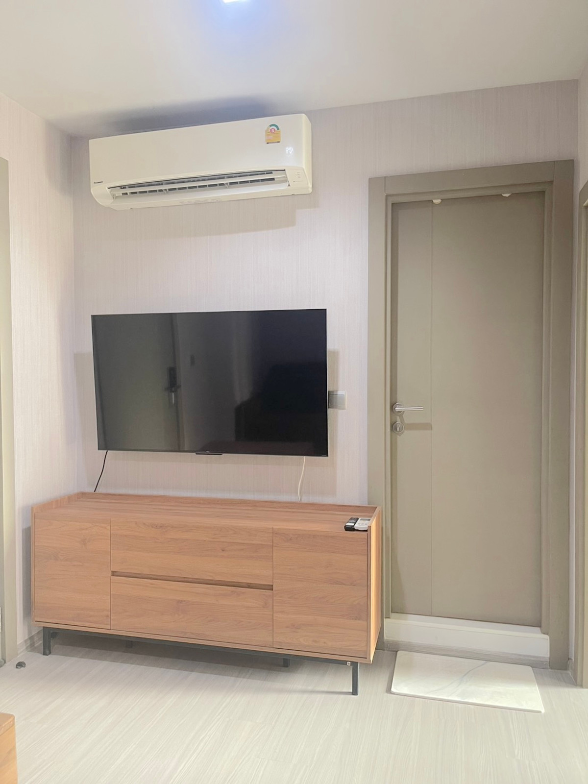 ขายคอนโดพระราม 9 เพชรบุรีตัดใหม่ RCA : 🔥 ขายด่วน 🔥  ขาดทุน ถูกสุดของชั้นสูง ปกติ 5 ล้าน ++  ห้องสวย กว้าง  ขายหลายห้อง  Call : 0619824959 Line ID :  elegant.289