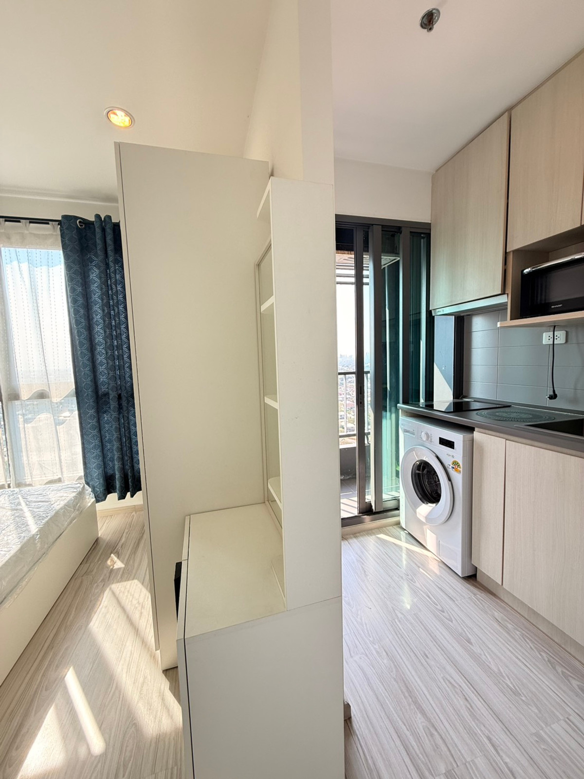 For RentCondoBangna, Bearing, Lasalle : “FOR RENT” IDEO Mobi Sukhumvit Eastgate  Ready to Move in!!