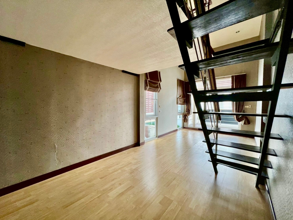 ให้เช่าบ้านลาดพร้าว เซ็นทรัลลาดพร้าว : ให้เช่า บ้านเดี่ยวหลังมุม สไตล์โฮมออฟฟิศ | วิภาวดี 20 | ทำเลใจกลางเมือง เหมาะอยู่อาศัยหรือทำสำนักงานส่วนตัว