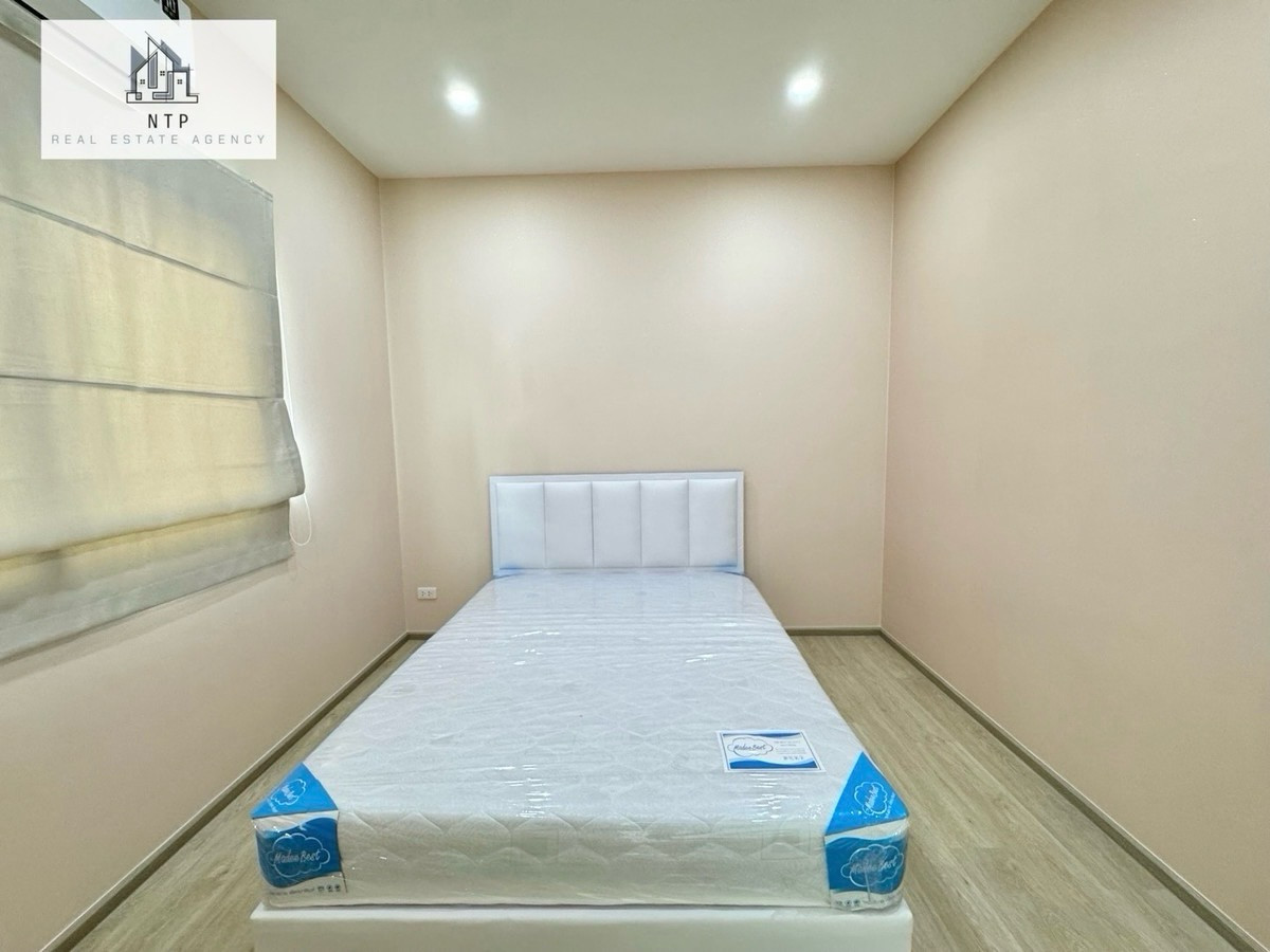 ให้เช่าทาวน์โฮมลาดกระบัง สุวรรณภูมิ : ให้เช่า| For rent Townhome 3 ชั้น 📍 𝐏𝐥𝐞𝐱 𝐎𝐧𝐧𝐮𝐭-𝐖𝐨𝐧𝐠𝐰𝐚𝐞𝐧 ใกล้เมกาบางนา เดินทางไปสุวรรณภูมิเพียง 10 นาที หน้าหมู่บ้านมี Community Mall 🏡🌲 