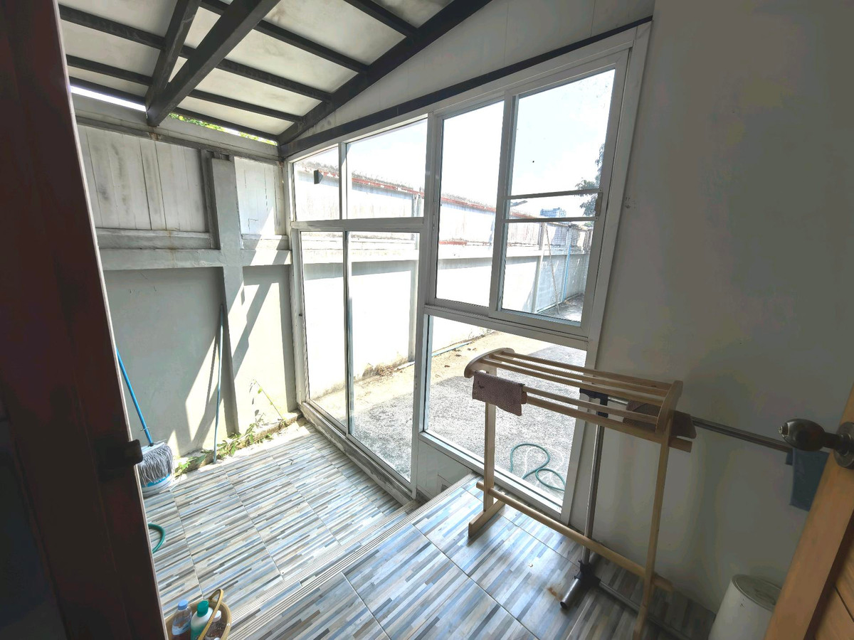 ขายบ้านบางแค เพชรเกษม : ขายบ้าน 2 ชั้น ม.เรืองอนันต์ เพชรเกษม 64 พร้อมที่ดินแปลงใหญ่  ที่ดิน 225 ตร.วา ใกล้สถานี MRTบางแค ใกล้ห้าง ตลาดสด