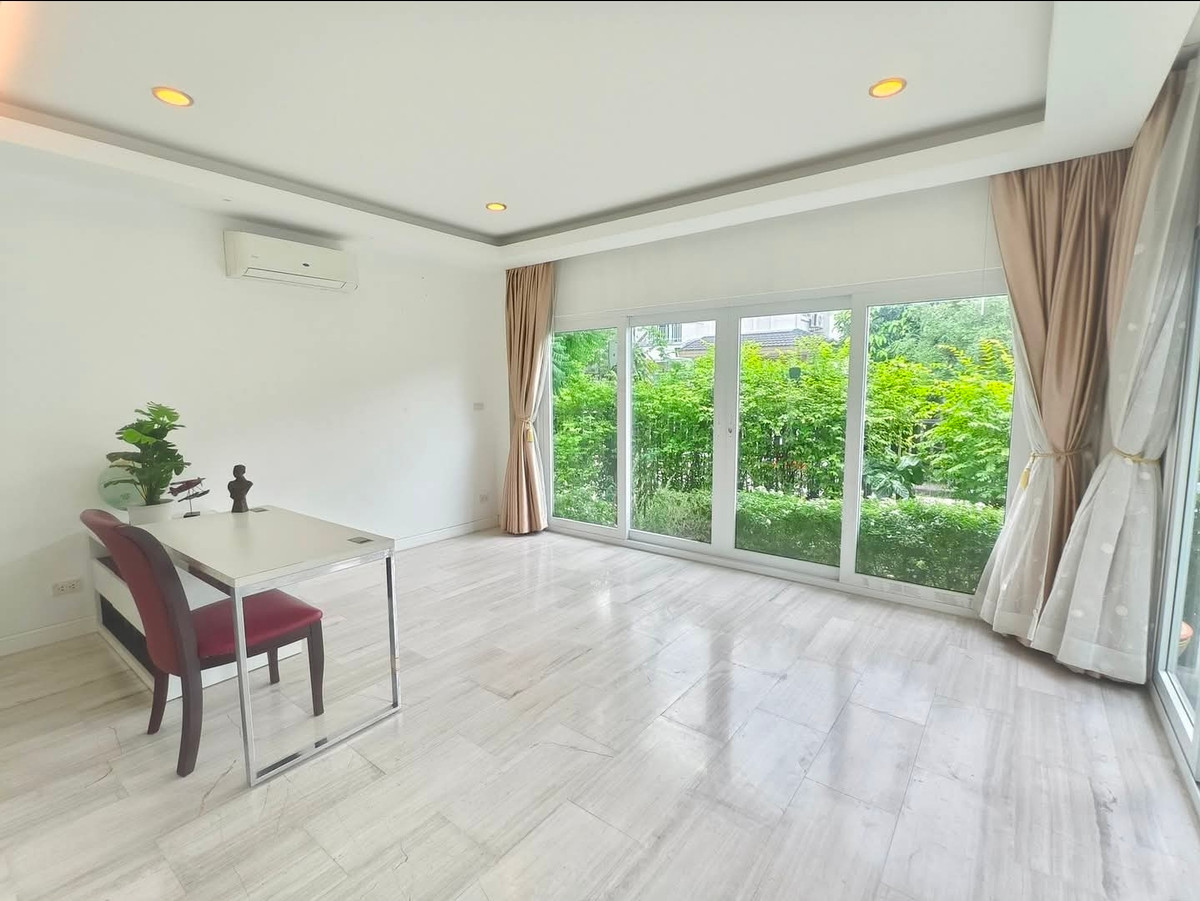 ขายบ้านพัฒนาการ ศรีนครินทร์ : บ้านเดี่ยวขายพร้อมผู้เช่า ใกล้รถไฟฟ้า YL ศรีกรีฑา เชื่อมต่อได้ทั้ง ศรีนครินทร์-พัฒนาการ-พระราม 9 🚃