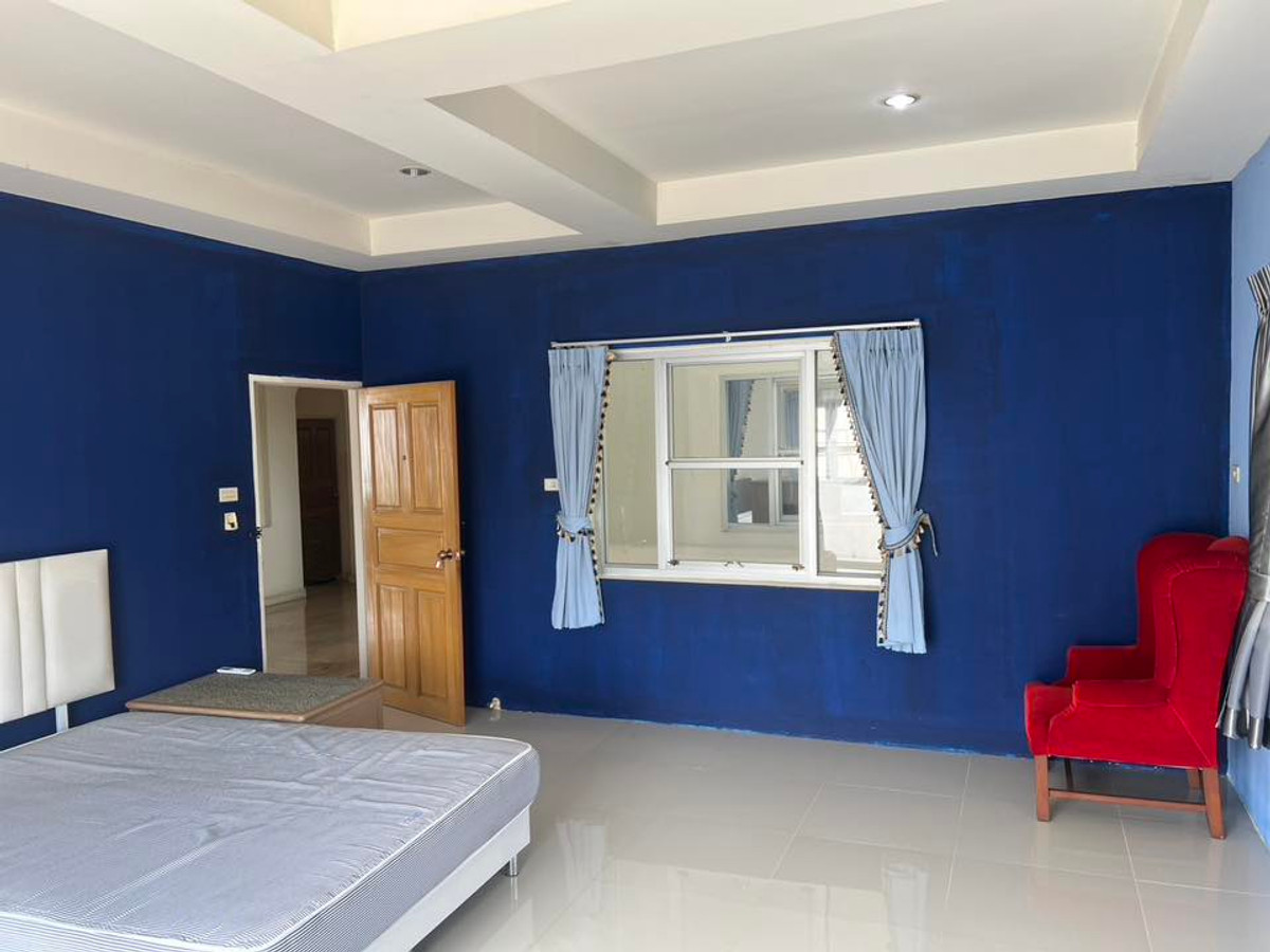 ให้เช่าบ้านเลียบทางด่วนรามอินทรา : ให้เช่า!! คฤหาสน์หรู 5 ห้องนอน 650 ตร.ม. ติดถนนรามอินทรา & รถไฟฟ้าสายสีชมพู | หมู่บ้านแมกไม้ รามอินทรา 103/3