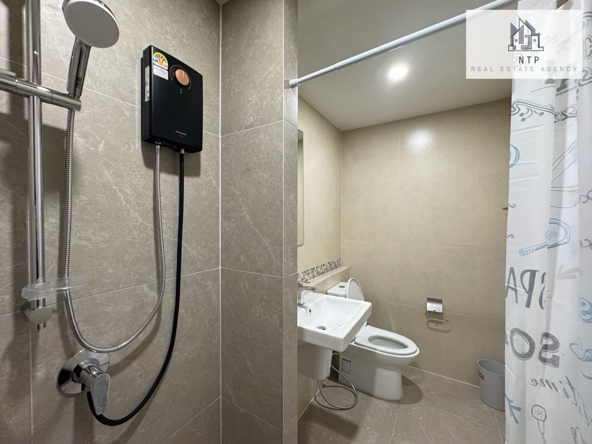 ให้เช่าทาวน์โฮมลาดกระบัง สุวรรณภูมิ : ให้เช่า| For rent Townhome 3 ชั้น 📍 𝐏𝐥𝐞𝐱 𝐎𝐧𝐧𝐮𝐭-𝐖𝐨𝐧𝐠𝐰𝐚𝐞𝐧 ใกล้เมกาบางนา เดินทางไปสุวรรณภูมิเพียง 10 นาที หน้าหมู่บ้านมี Community Mall 🏡🌲 