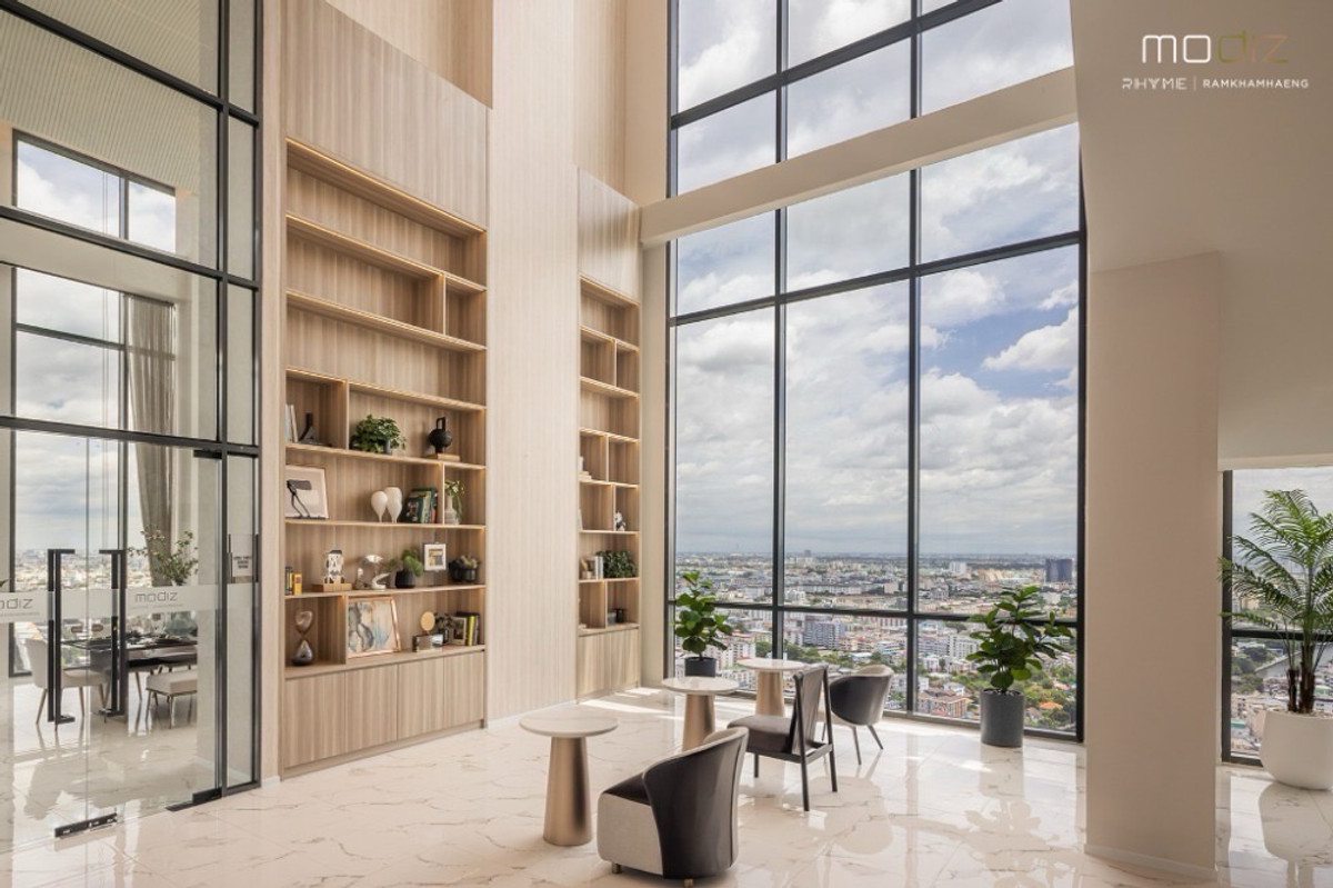 For SaleCondoRamkhamhaeng, Hua Mak : New room from the project, easy installments. 𝟗,𝟗𝟎𝟎/month, no down payment required 𝐎 baht, very low interest 𝟐.𝟑%, free on all expenses.