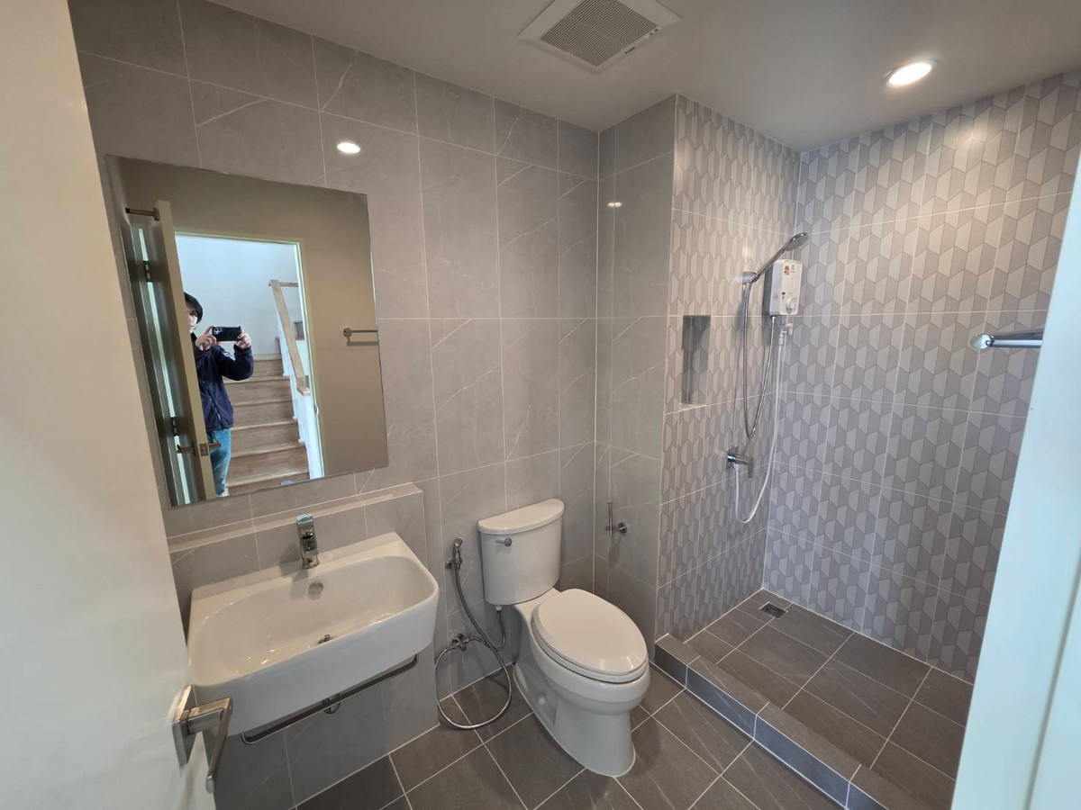 ให้เช่าทาวน์โฮมเกษตรศาสตร์ รัชโยธิน : ให้เช่าทาวน์โฮม บ้านกลางเมือง พหลฯ - รามอินทรา ใกล้ แม็คโคร เทพรักษ์ เพียง 3 นาที