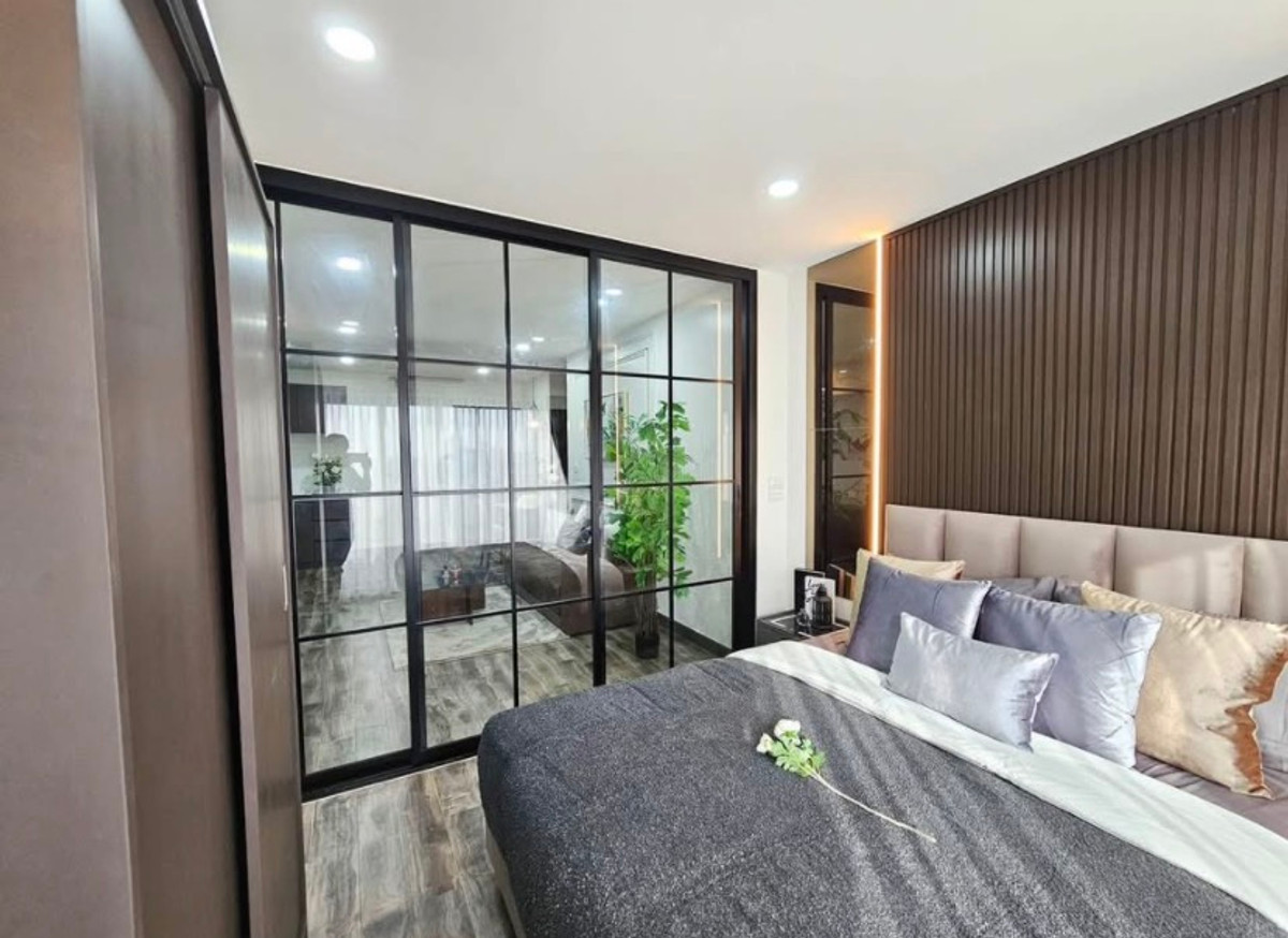 For SaleCondoPattanakan, Srinakarin : The Trio Garden / 2 Bedrooms (FOR SALE), The Trio Garden / 2 Bedrooms (For Sale) NONT078