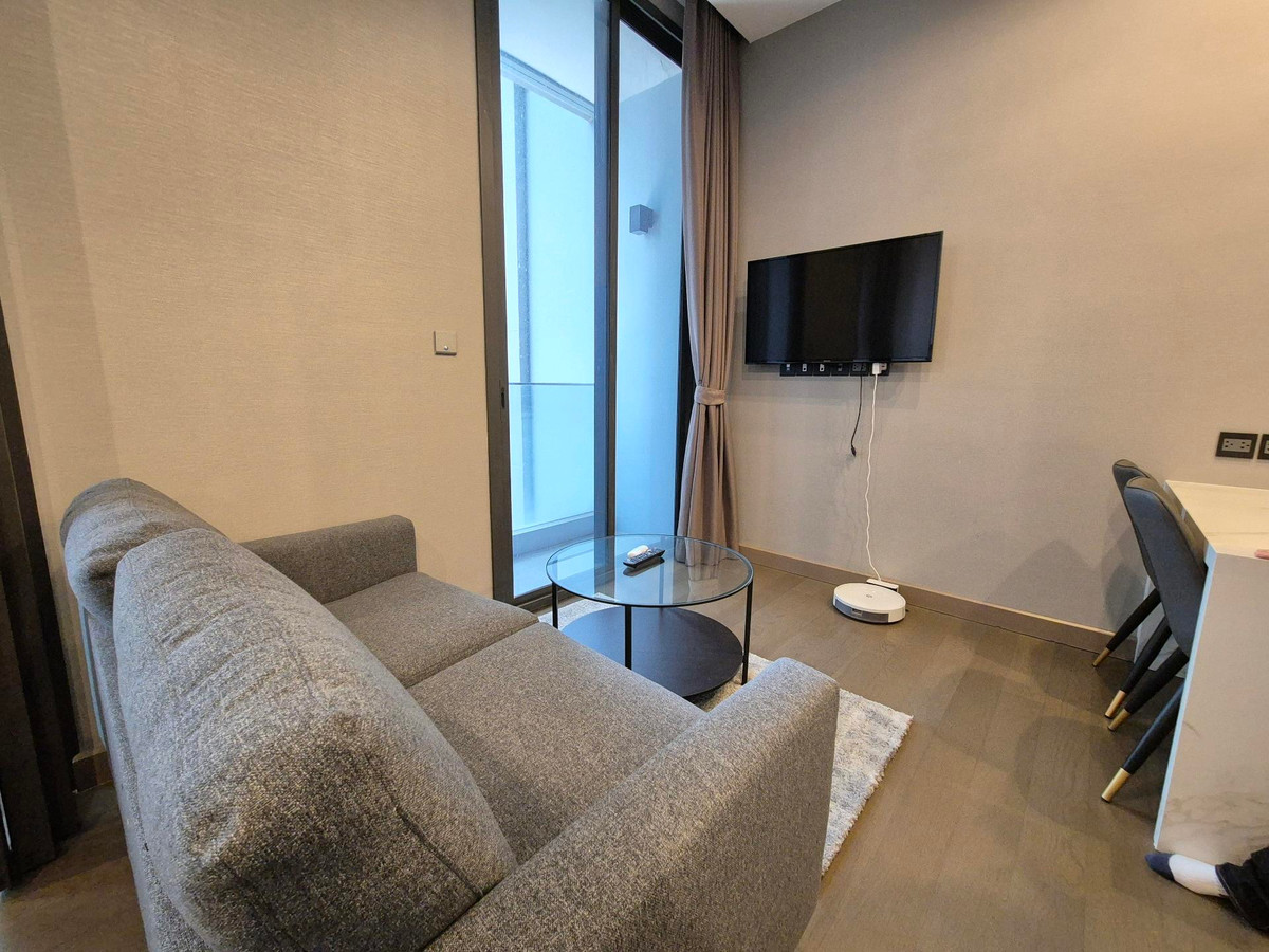 ให้เช่าคอนโดพระราม 9 เพชรบุรีตัดใหม่ RCA : ( รูปห้องจริง!! )​ 1 Bedroom 1 Bathroom 35 ตร.ม. THE ESSE at SINGHA COMPLEX ติดแยกอโศก-เพชรบุรี และ MRT เพชรบุรี 0 เมตร