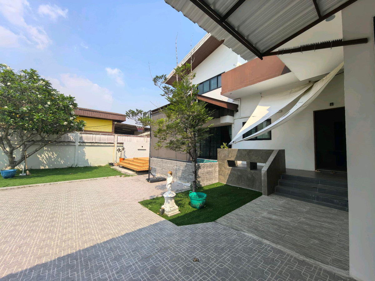 ขายบ้านบางแค เพชรเกษม : ขายบ้าน 2 ชั้น ม.เรืองอนันต์ เพชรเกษม 64 พร้อมที่ดินแปลงใหญ่  ที่ดิน 225 ตร.วา ใกล้สถานี MRTบางแค ใกล้ห้าง ตลาดสด