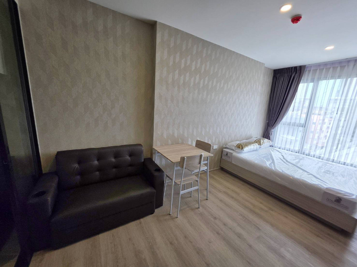 For RentCondoBangna, Bearing, Lasalle : 🔥For Rent Now🔥 Origin Place Bangna, brand new unit, never occupied. Next to MRT Sri Eiam Interchange (2 lines). Fully furnished with built-in furniture and Smart Closet. Near Central Bangna.