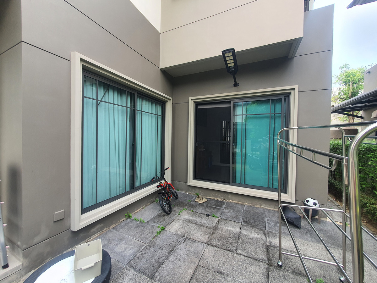 For SaleHousePinklao, Charansanitwong : Luxurious detached house next to the main road, Phutthamonthon Sai 4, Nordic design, ready to move in, Bangkok Boulevard Pinklao-Phetkasem, complete functions, 4 bedrooms, luxurious clubhouse, tight security. Worth the location!