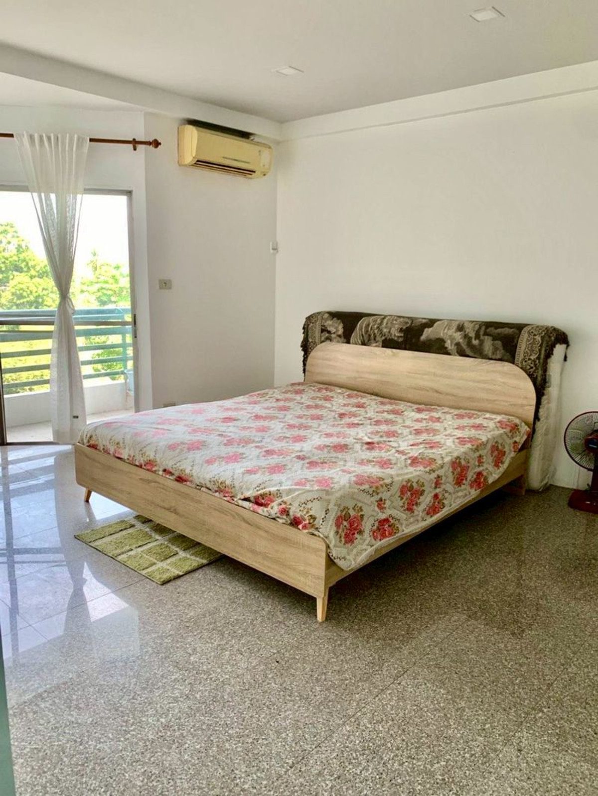 ขายคอนโดปิ่นเกล้า จรัญสนิทวงศ์ : ขายคอนโดพระราม 6 แมนชั่น บี ชั้น 4 ฝั่งแม่น้ำเจ้าพระยา วิวการไฟฟ้าบางกรวย เนื้อที่ 64 ตารางเมตร 2 ห้องนอน ซอยจรัญสนิทวงศ์ 96/1 แขวงบางอ้อ เขตบางพลัด กรุงเทพมหานคร