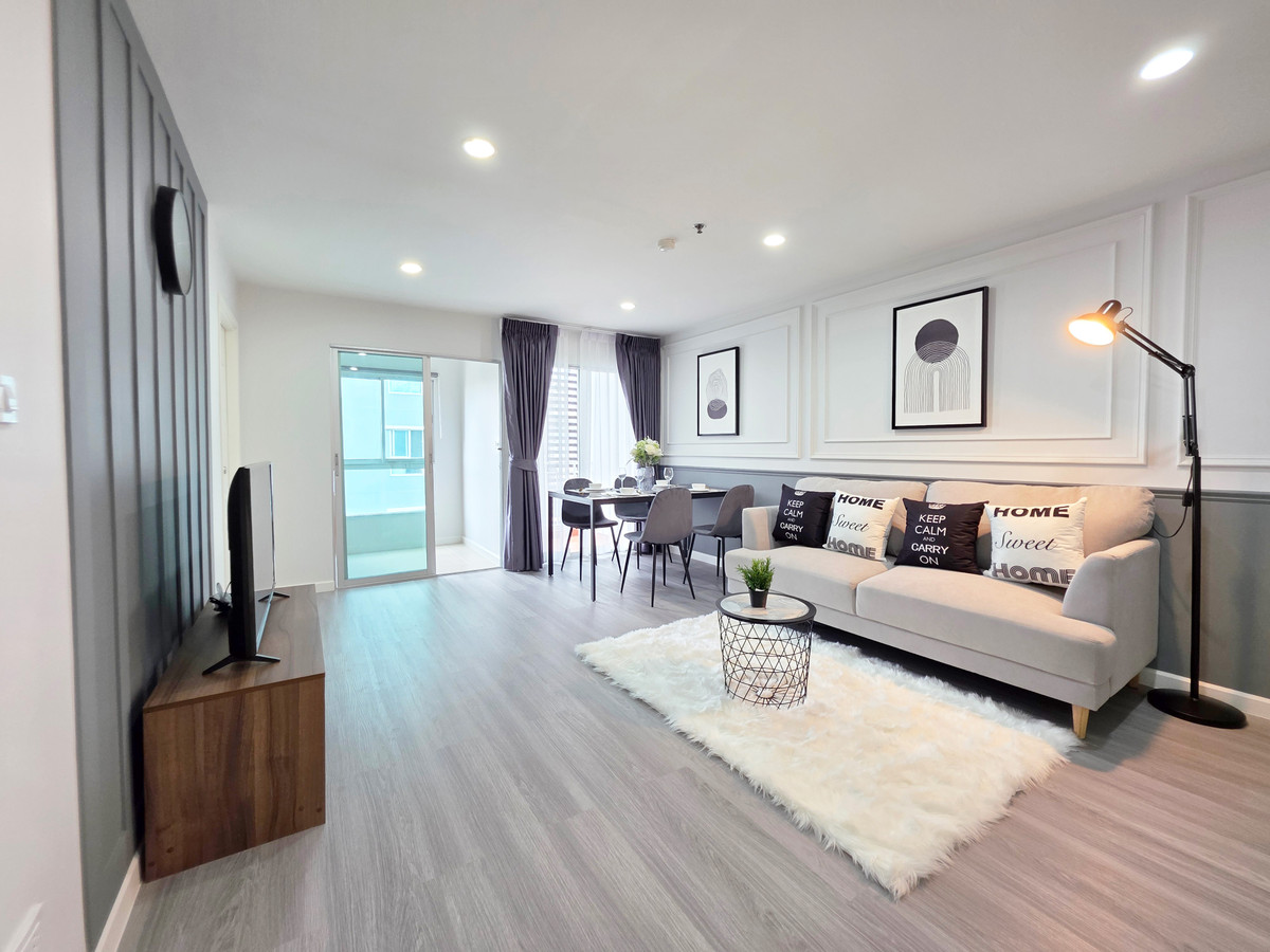 ขายคอนโดบางนา แบริ่ง ลาซาล : ขาย Regent home 7/2 ขยายพื้นที่ครอบครัว💑 2นอน 2น้ำ 💑 ↪️ห้องมุม ↪️แต่งหล่อๆ 🔛โซนบางนา