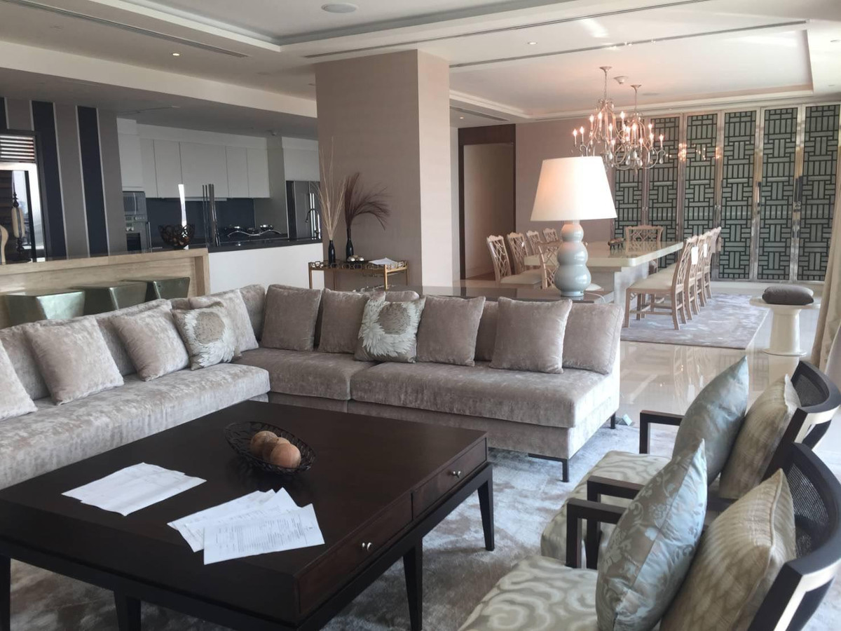 For RentCondoWitthayu, Chidlom, Langsuan, Ploenchit : ✨Luxury condo for rent with 5-star hotel service at The St. Regis Bangkok, 3 bedrooms, fully furnished, connected to BTS Ratchadamri, near Lumpini Park, One Bangkok.