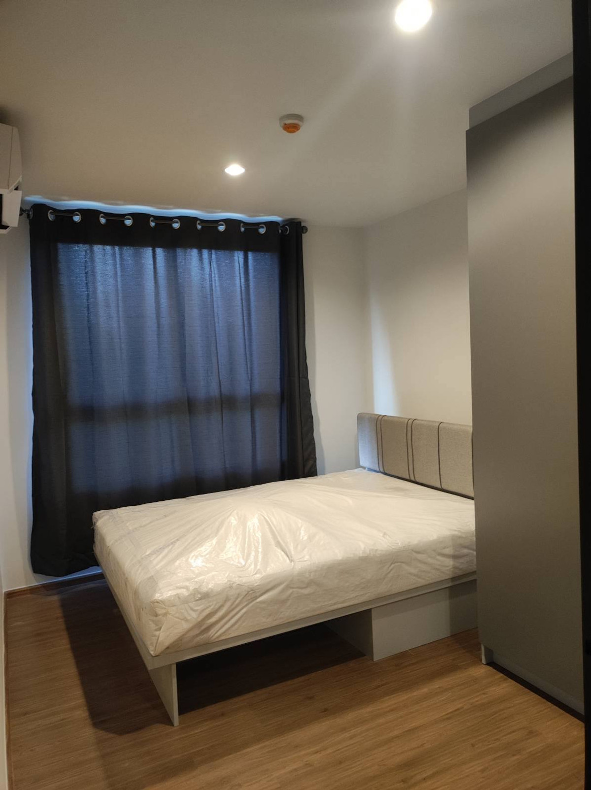 For RentCondoRama9, Petchburi, RCA : For rent! Niche Mono Rama 9, beautiful room, fully furnished, very good price, ready to move in.