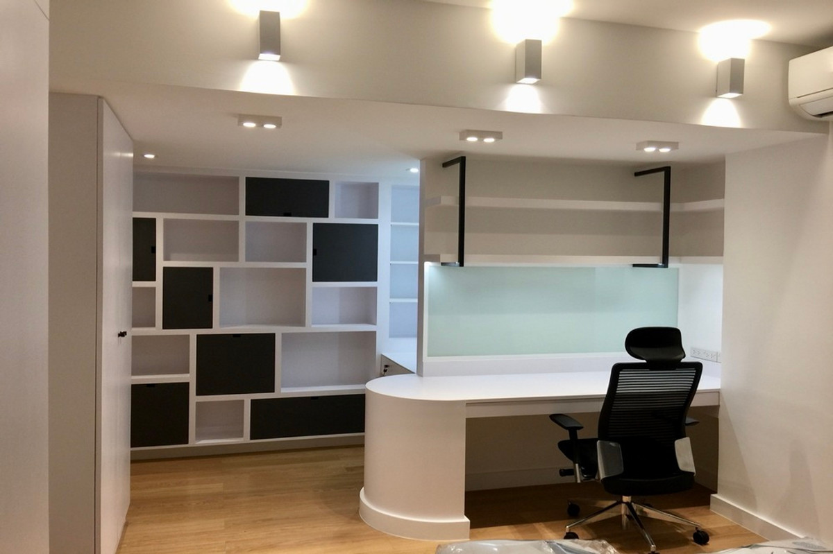 For SaleCondoSukhumvit, Asoke, Thonglor : 🔥 Sale with tenant !! 🔥 Code C20230203376.........Royal Castle Sukhumvit, 3 bedroom, 3 bathroom, 1 maid's room, furnished, Special Deal!!📣📣