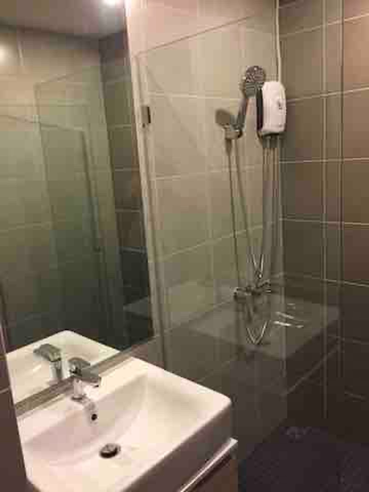 For RentCondoBangna, Bearing, Lasalle : Condo for Rent: Ideo O2 Near BTS Bang Na (approx. 300 meters)