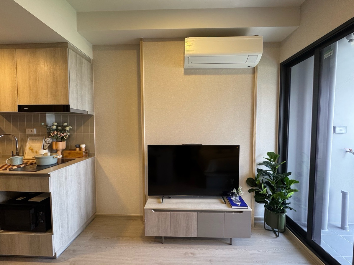 ขายคอนโดเกษตรศาสตร์ รัชโยธิน : คอนโดใหม่ ใกล้รถไฟฟ้าเพียงก้าวเดียวที่ COBE Kaset–Sripatum 🌿✨ทำเลศักยภาพ ติด BTS บางบัว 0 เมตร เดินทางสะดวกสุดๆ
Studio 24 ตร.ม.เริ่มต้นเพียง 3.19 ล้านบาท
📞Phat: 064-642-8664
📞Nui: 094-624-2014