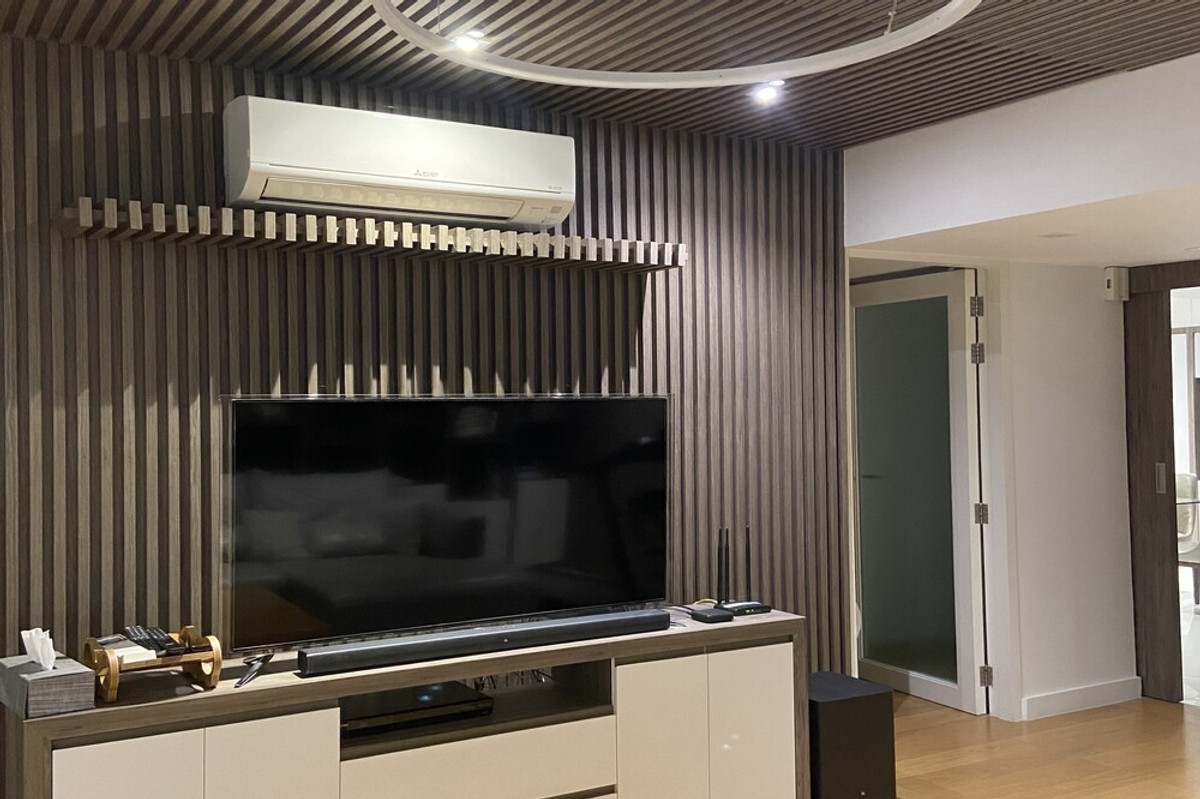 For SaleCondoSukhumvit, Asoke, Thonglor : 🔥 Sale with tenant !! 🔥 Code C20230203376.........Royal Castle Sukhumvit, 3 bedroom, 3 bathroom, 1 maid's room, furnished, Special Deal!!📣📣