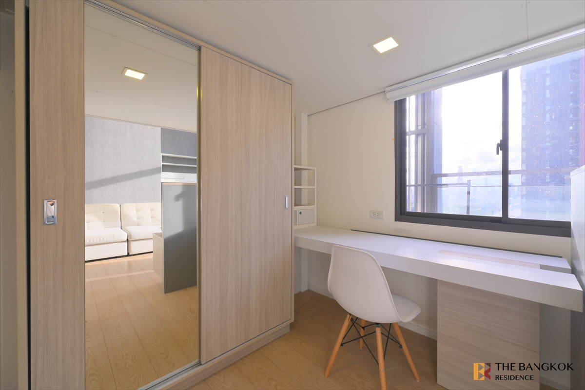 For SaleCondoRama9, Petchburi, RCA : ✨ Beautiful Clean Minimal Unit 🩶 at Chewathai Residence Asoke near Mrt Rama9