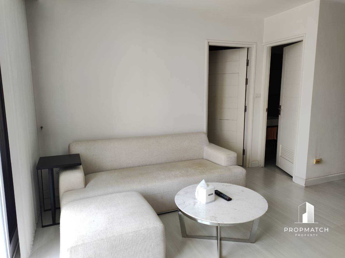 For RentCondoWongwianyai, Charoennakor : 📍The Bangkok Sathorn-Taksin 🛌 2 Bedroom 🚿2 Bathroom 🏬 4 Floor 📏 71 sq.m 📞0928895628 Line:plustor_ss