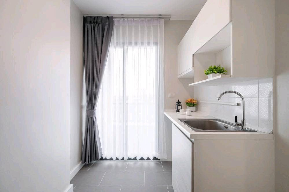 ขายคอนโดบางซื่อ วงศ์สว่าง เตาปูน : Hello 🏢 ขายคอนโด Metro Sky ประชาชื่น
ติด MRT เตาปูน & MRT บางซ่อน
ทำเลดี เข้าเมืองบางซื่อ–รัชดา–CBD สะดวก ใกล้ทางด่วน ตกแต่งใหม่พร้อมอยู่
