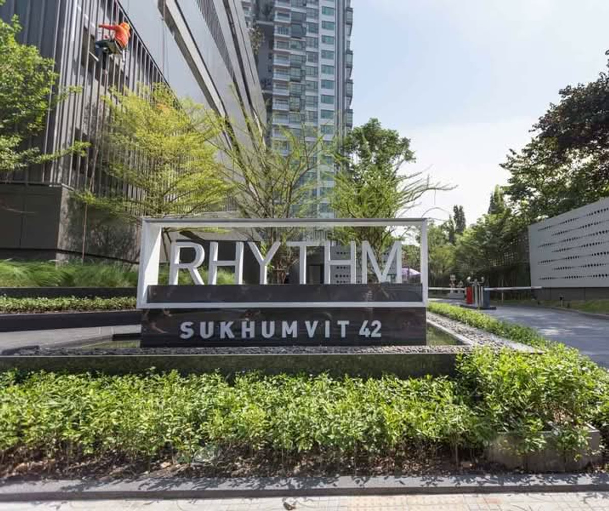 ขายคอนโดสุขุมวิท อโศก ทองหล่อ :  🔥 ขายด่วน 🔥 ขาดทุน  ขายถูกสุด ห้องสวย กว้าง  ห้องมุม วิวดี ห้องดี   Call : 0619824959 Line ID :  elegant.289