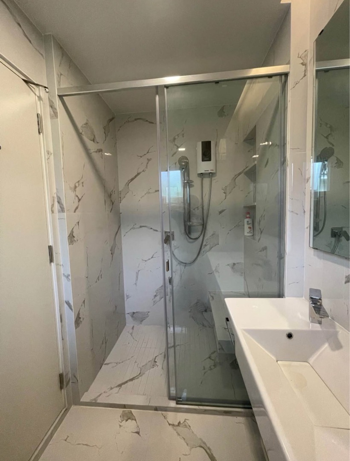 ให้เช่าบ้านลาดกระบัง สุวรรณภูมิ : ให่เช่า บ้านเดี่ยว หมู่บ้ทนมัณฑนาบางนา-วงแหวน