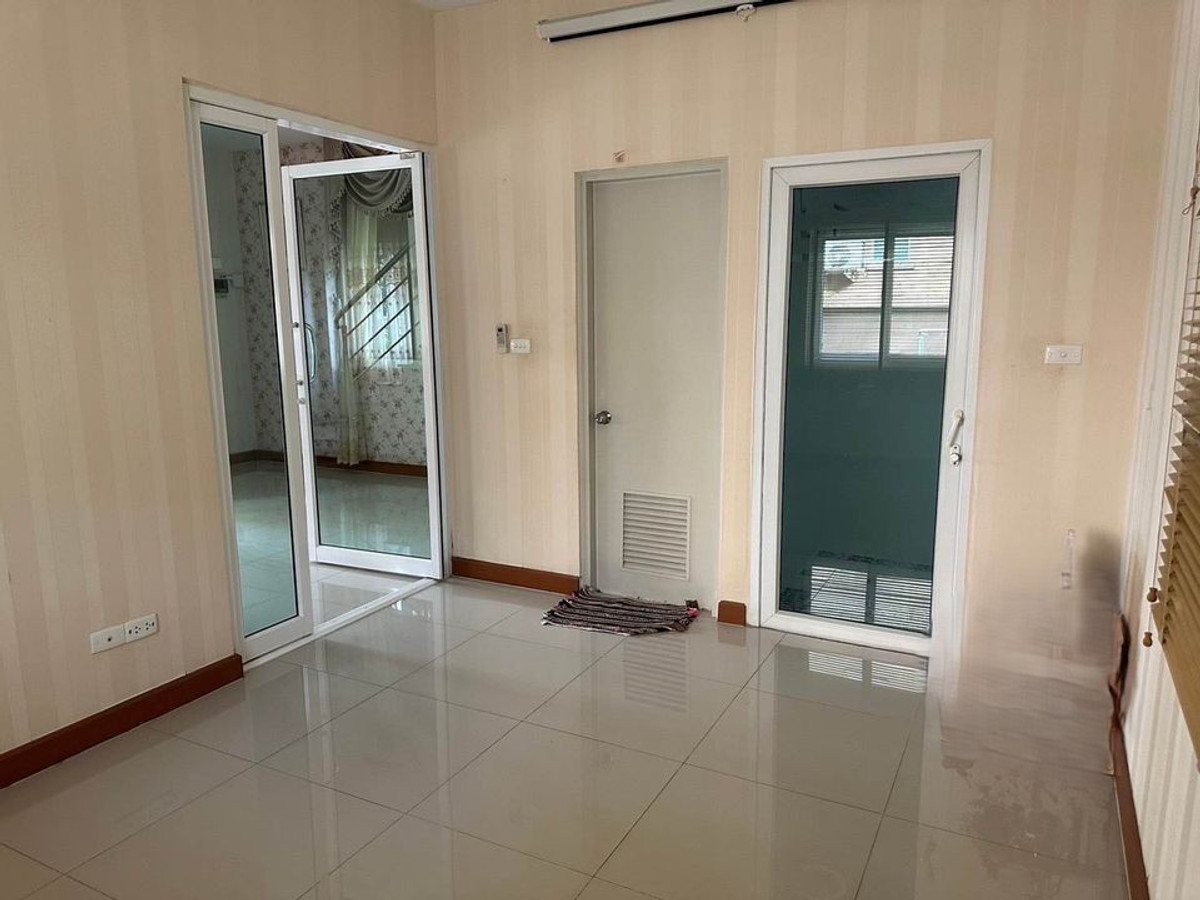 ให้เช่าบ้านนนทบุรี บางใหญ่ บางบัวทอง : บ้าน ทาวน์โฮม 3ชั้น เหมาะทำออฟฟิศ ปากซอยถนนโยธาธิการ ราชพฤกษ์-ท่าอิฐ