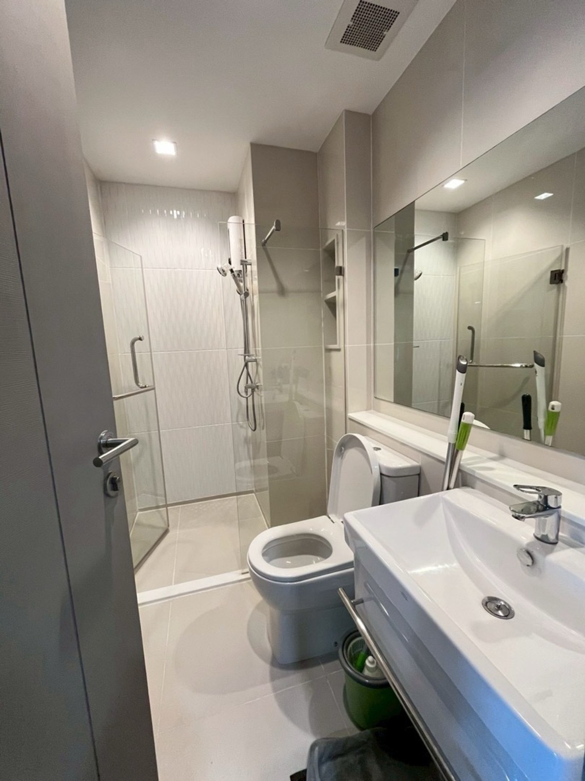 ให้เช่าคอนโดพระราม 9 เพชรบุรีตัดใหม่ RCA : LIFE ASOKE-RAMA9🌈 1BEDROOM PLUS 35sq.m Price 23k