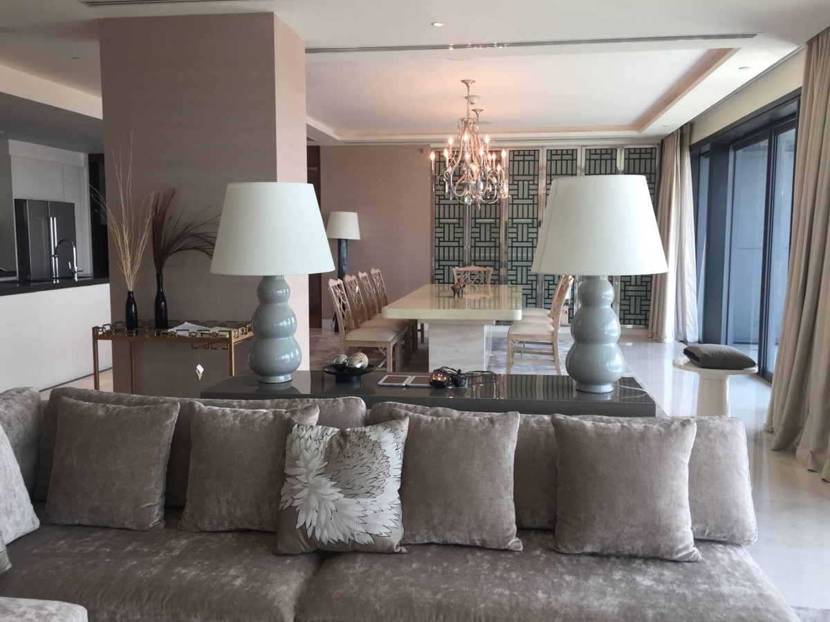 For RentCondoWitthayu, Chidlom, Langsuan, Ploenchit : ✨Luxury condo for rent with 5-star hotel service at The St. Regis Bangkok, 3 bedrooms, fully furnished, connected to BTS Ratchadamri, near Lumpini Park, One Bangkok.