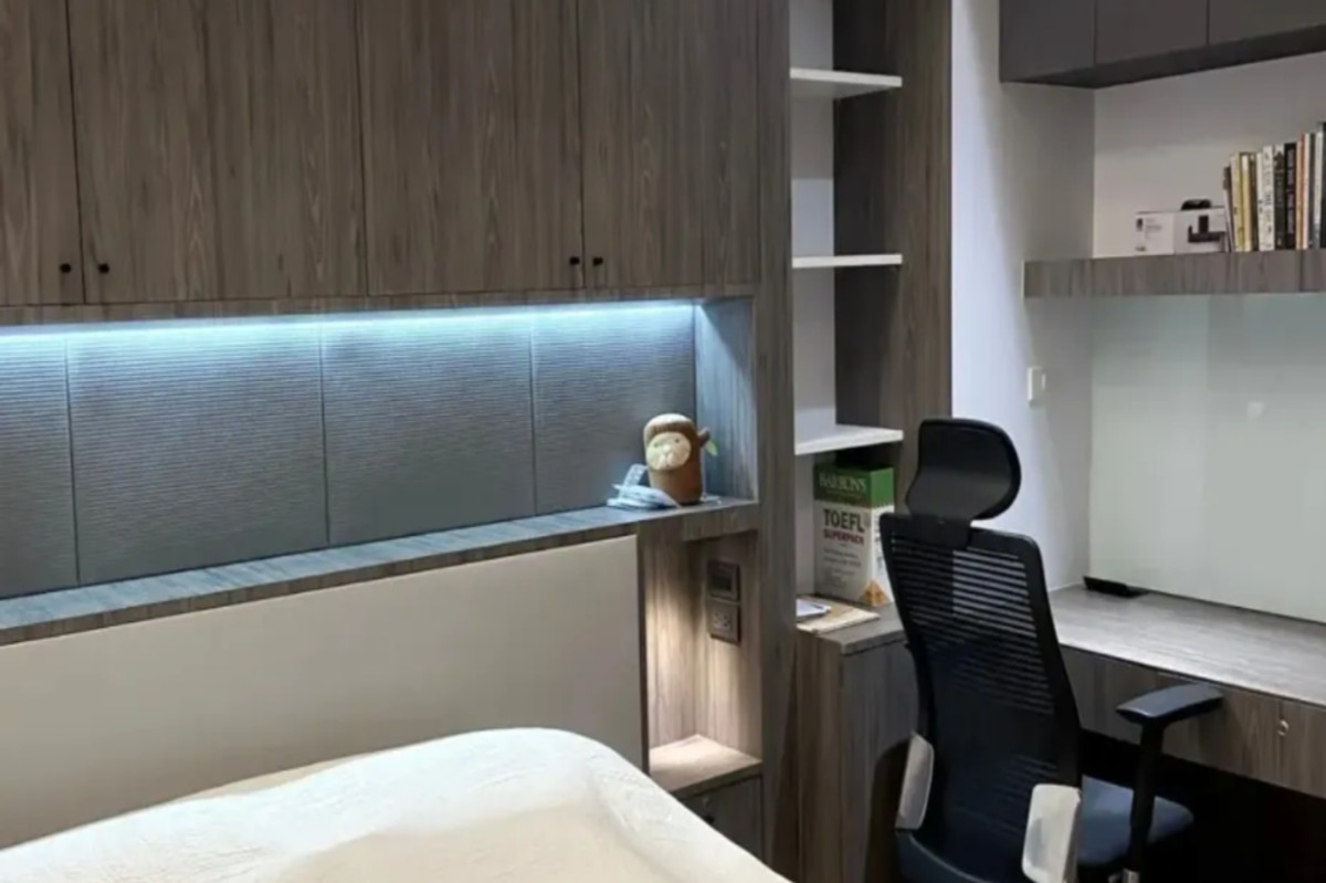 For SaleCondoSukhumvit, Asoke, Thonglor : 🔥 Sale with tenant !! 🔥 Code C20230203376.........Royal Castle Sukhumvit, 3 bedroom, 3 bathroom, 1 maid's room, furnished, Special Deal!!📣📣