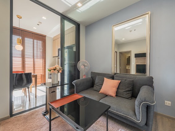 For SaleCondoBang Sue, Wong Sawang, Tao Pun : 🔥Urgent Sale+🔥 The Line Wong Sawang, near MRT Wong Sawang Station. Fully furnished and ready to move in.