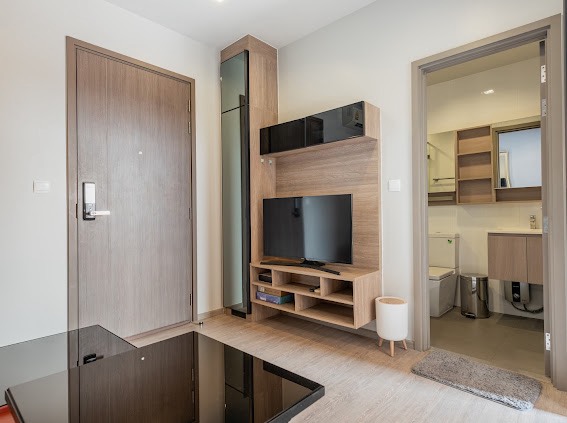 For SaleCondoBang Sue, Wong Sawang, Tao Pun : 🔥Urgent Sale+🔥 The Line Wong Sawang, near MRT Wong Sawang Station. Fully furnished and ready to move in.