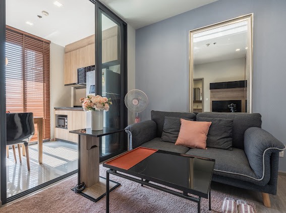 For SaleCondoBang Sue, Wong Sawang, Tao Pun : 🔥Urgent Sale+🔥 The Line Wong Sawang, near MRT Wong Sawang Station. Fully furnished and ready to move in.