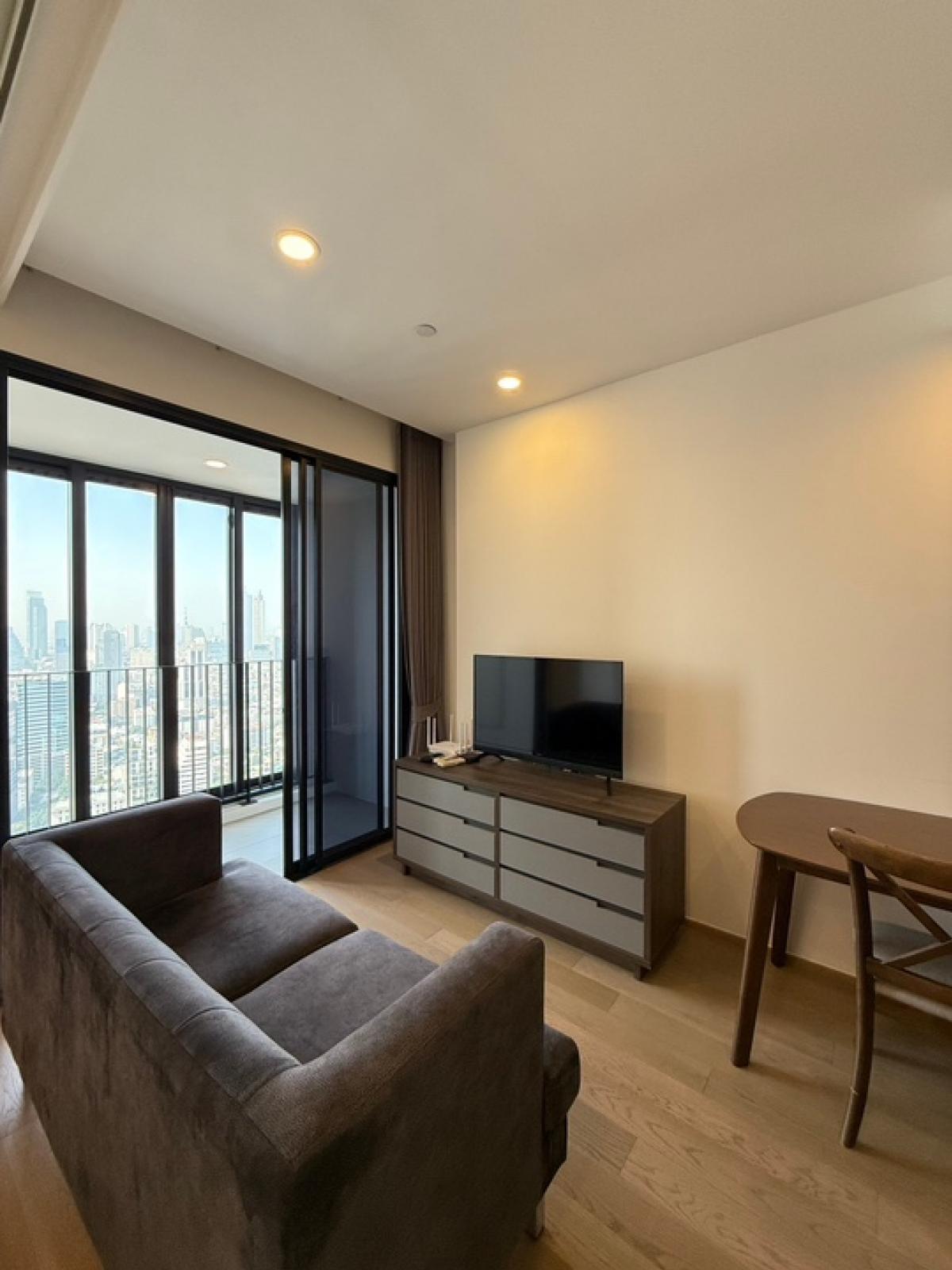 ขายคอนโดสยาม จุฬา สามย่าน : ขายด่วนน Ashton Chula–Samyan | แอชตัน จุฬา–สามย่าน 1 ห้องนอน(34ตรม) 5.99ล้านเท่านั้น!!!