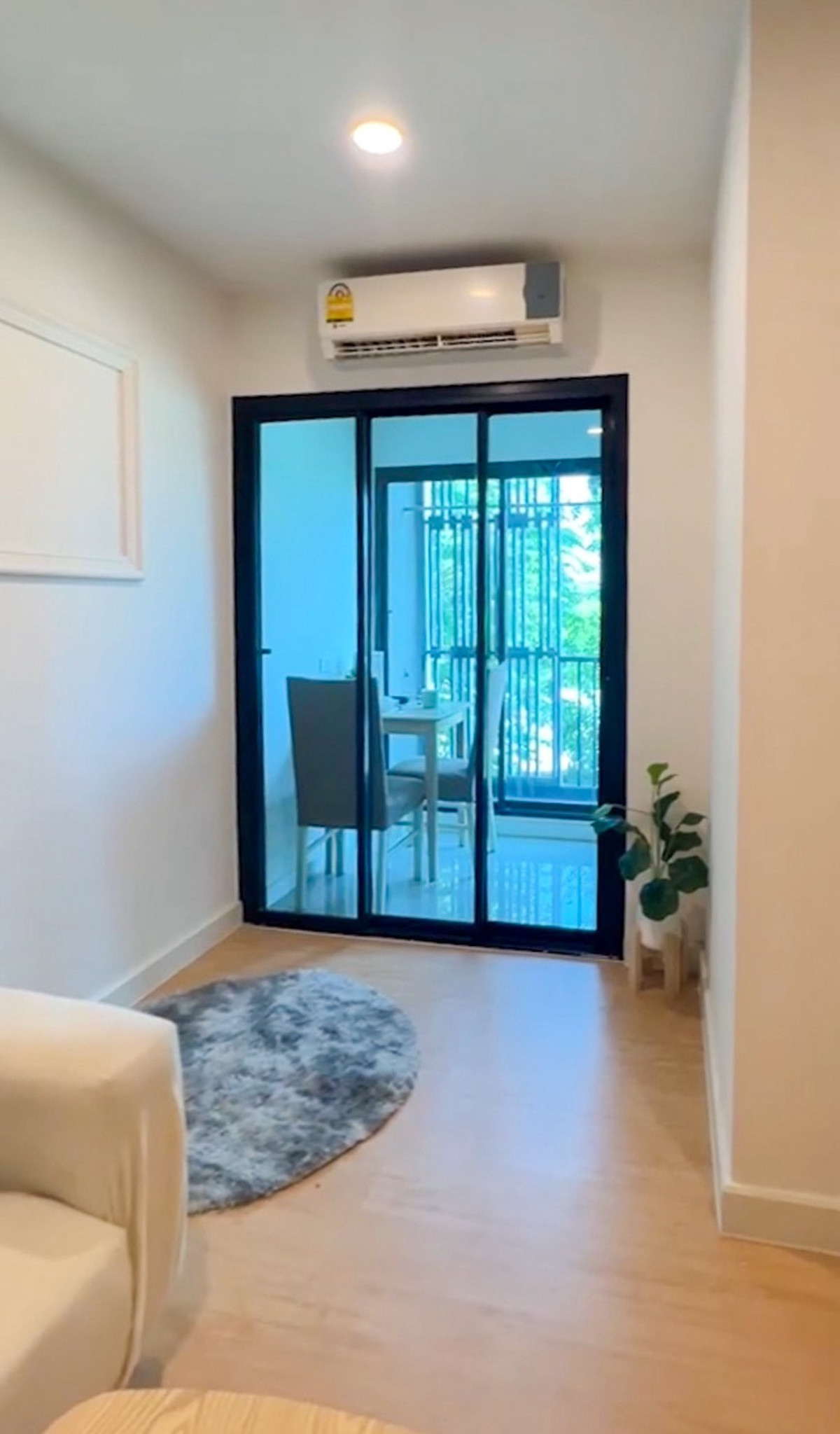 ขายคอนโดบางนา แบริ่ง ลาซาล : ✨ ห้องแต่งใหม่ เฟอร์ฯ แกะกล่อง! คอนโดพร้อมอยู่ ใกล้ BTS แบริ่ง / ศรีลาซาล | ขาย iCondo สุขุมวิท 105  🛋️