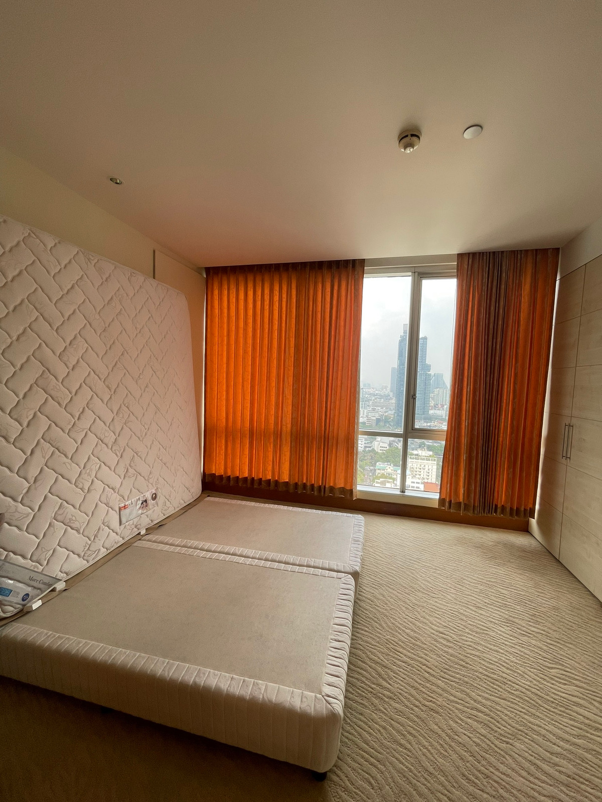 ให้เช่าคอนโดสาทร นราธิวาส : ปล่อยเช่าคอนโด Ascott Sathorn Bangkok ใกล้ BTS เซนต์หลุยส์ ห้องสวย ห้องใหญ่ พร้อมเข้าอยู่