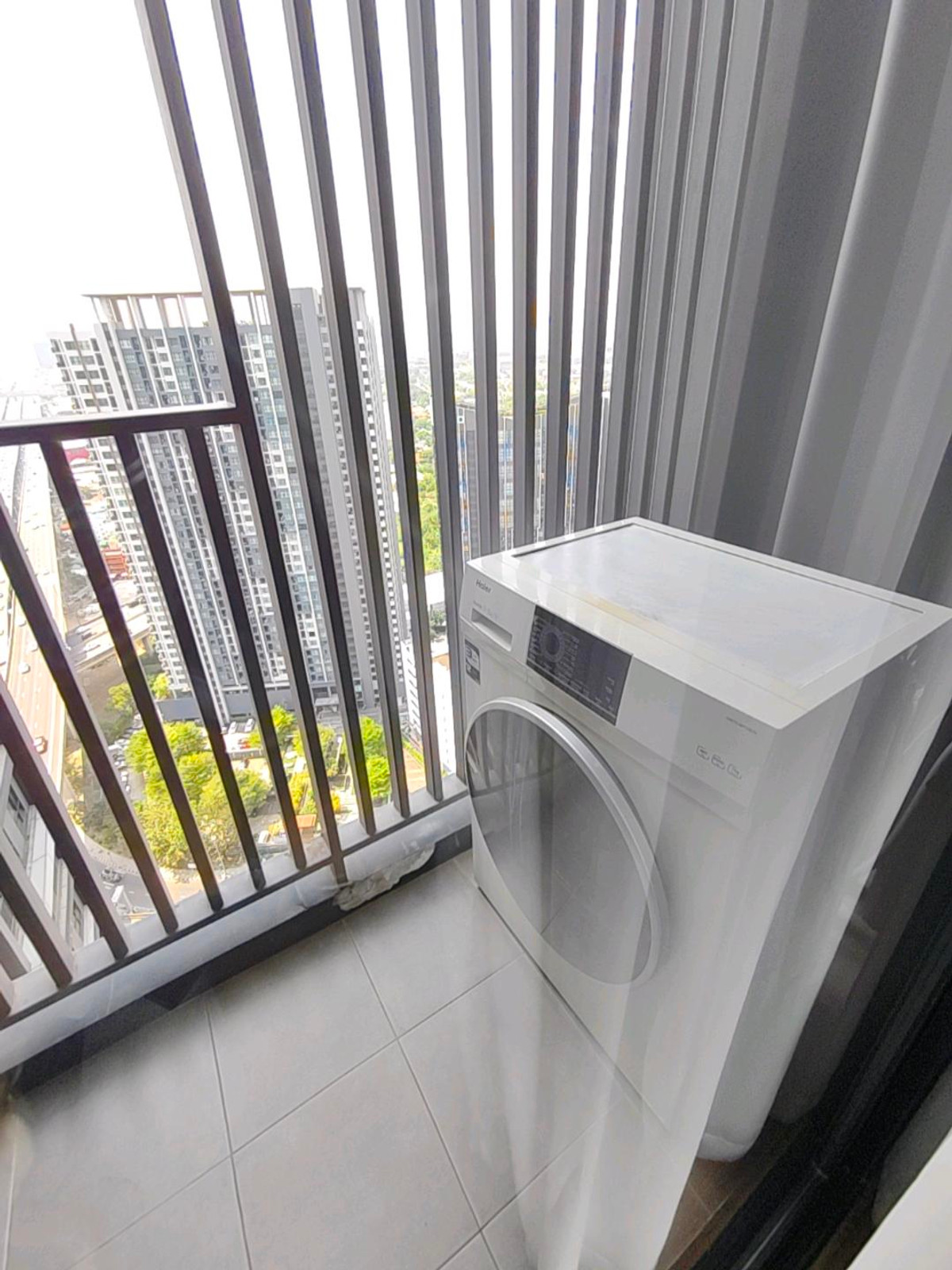 ให้เช่าคอนโดรามคำแหง หัวหมาก : For Rent Metris Rama 9 - Ramkhumheang 